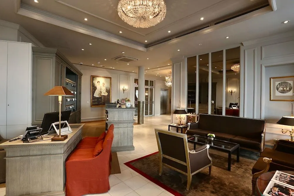 Hotel Muenchen Palace