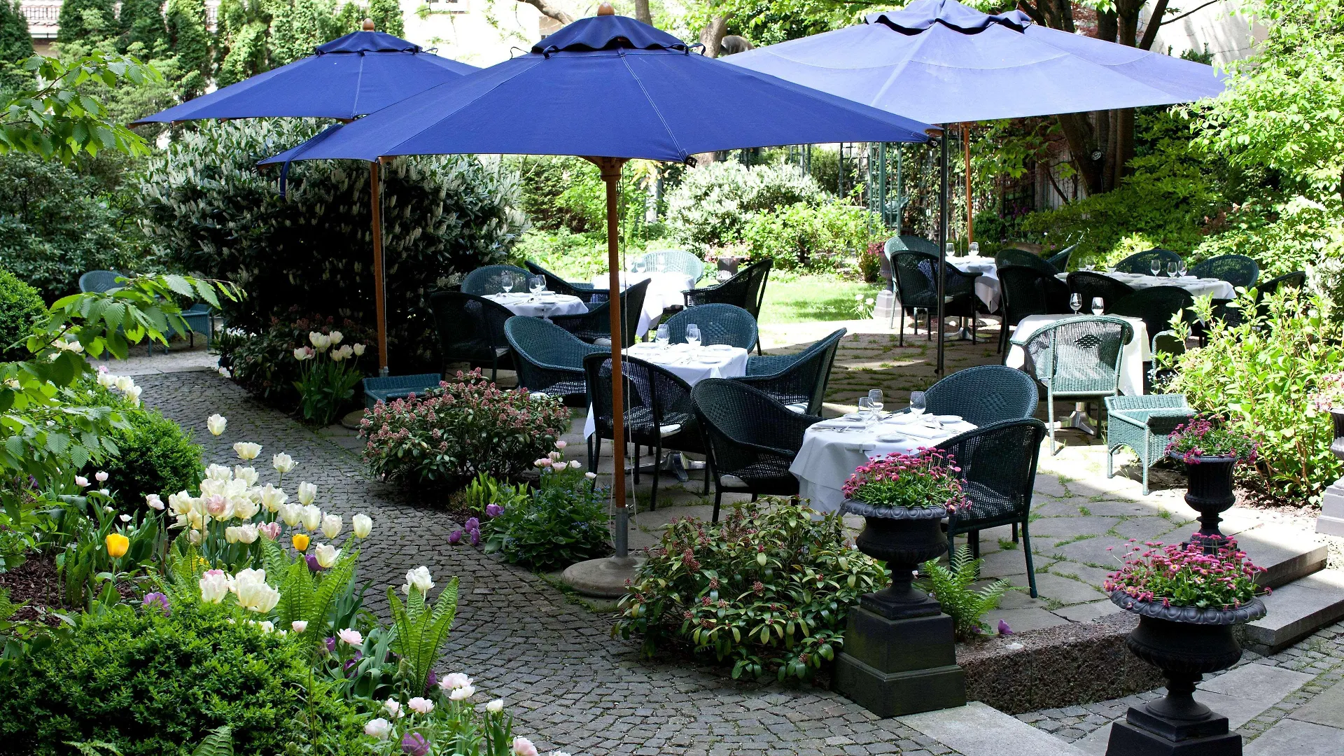 *****  Hotel Muenchen Palace Germany