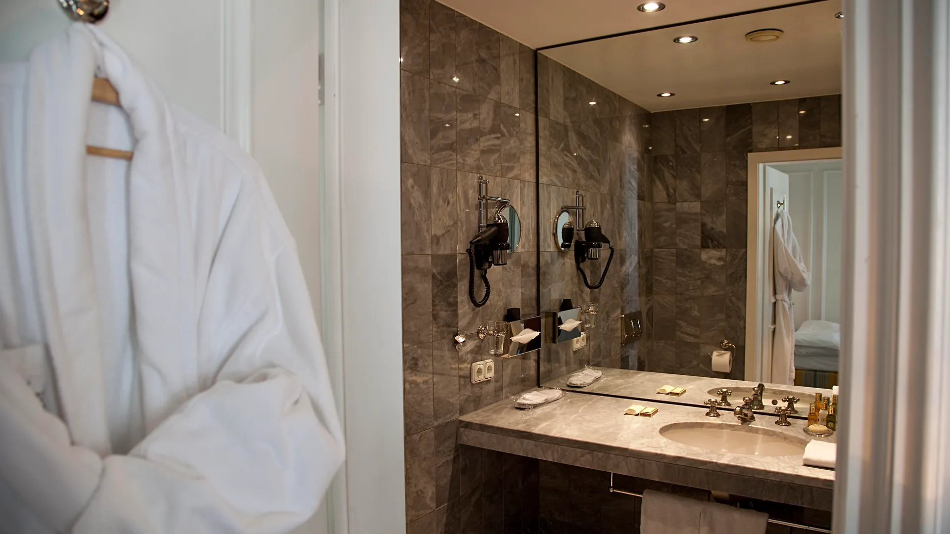 Hotel Muenchen Palace  Munich