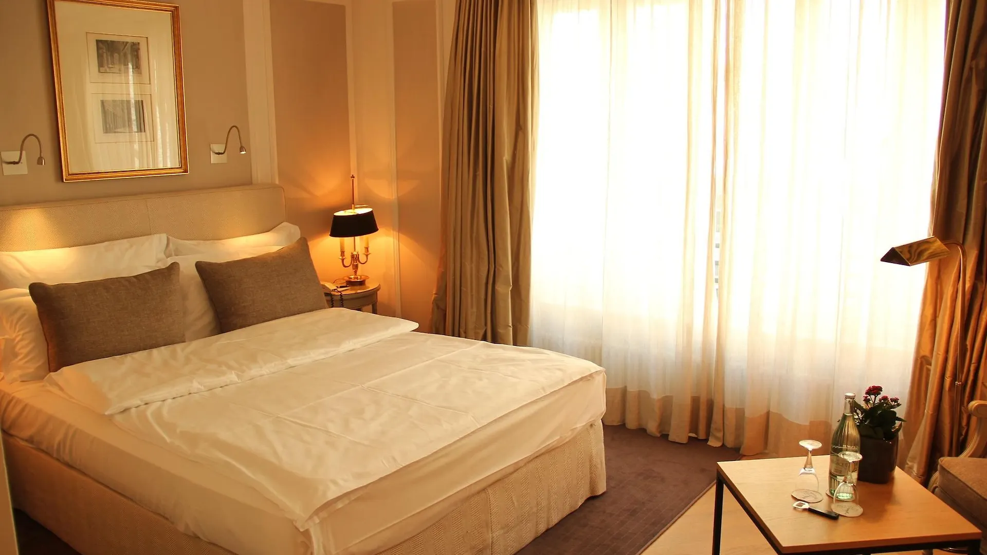 Hotel Muenchen Palace