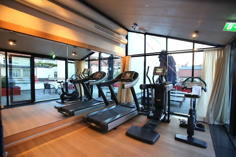 Hotel Muenchen Palace 5*, Munich Germany